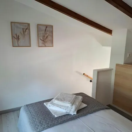 Alexandra's Sea Front