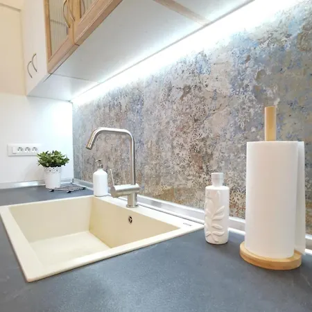 Alexandra's Sea Front Pefki