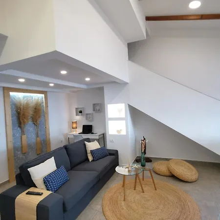 Alexandra's Sea Front